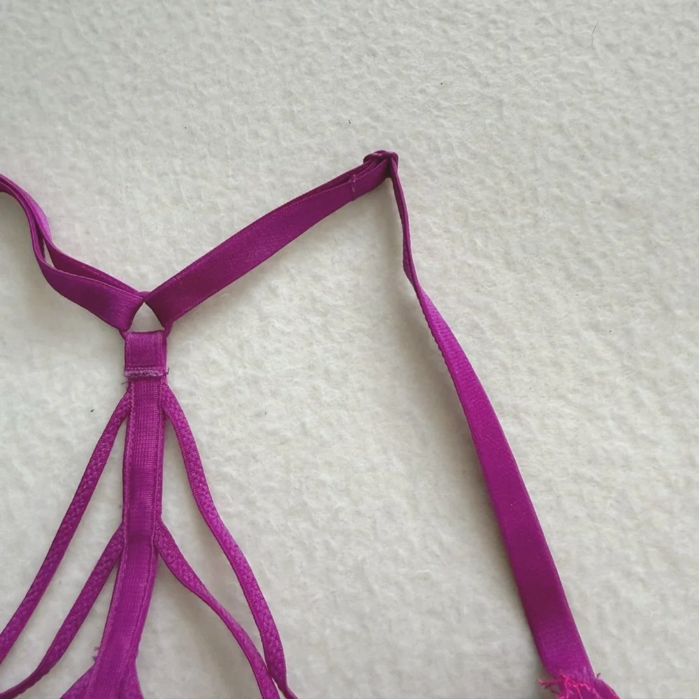 Victoria's Secret Very Sexy Magenta Floral Lace Front-Close Push-Up Bra 32B - Picture 9 of 16